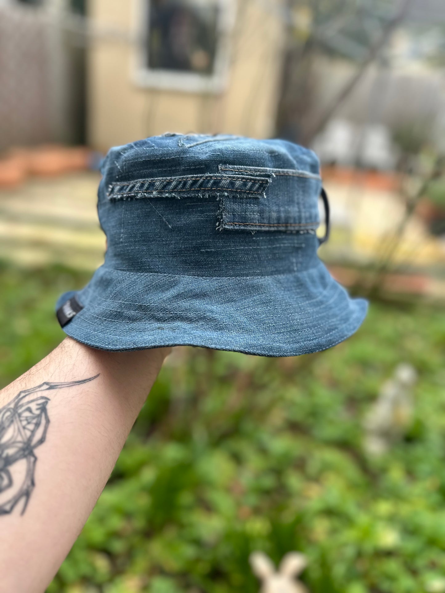 TRWKS/LEVI upcycle